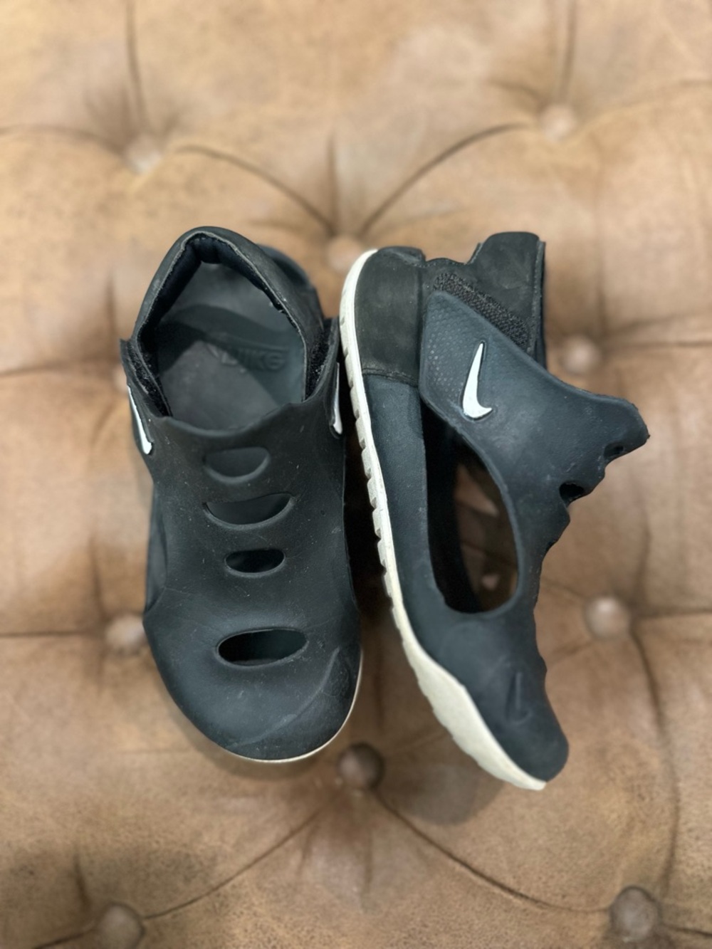 Nike Toddler size Black and White Slip-On Sport Sandals